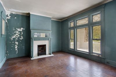 Remove Your Fireplace for a Remodeling Project!